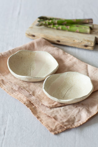 Speckled Cream Leaf Bowl