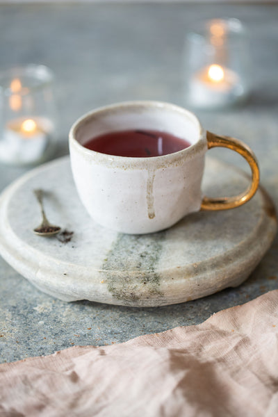 Stoneware Mug Soft Speckle With Gold Handle